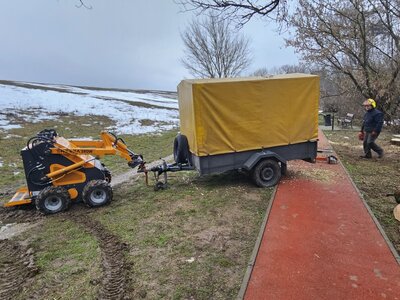 Rakodó, árokásó - 100