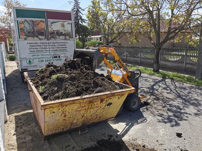 Rakodó, árokásó - 102