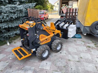 Rakodó, árokásó - 104